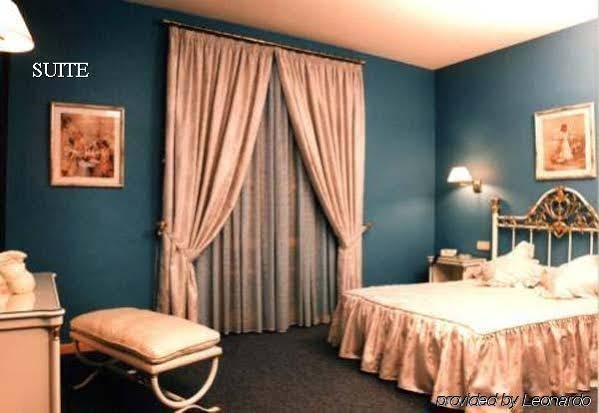 Hotel Zodiaco Bailén Eksteriør billede