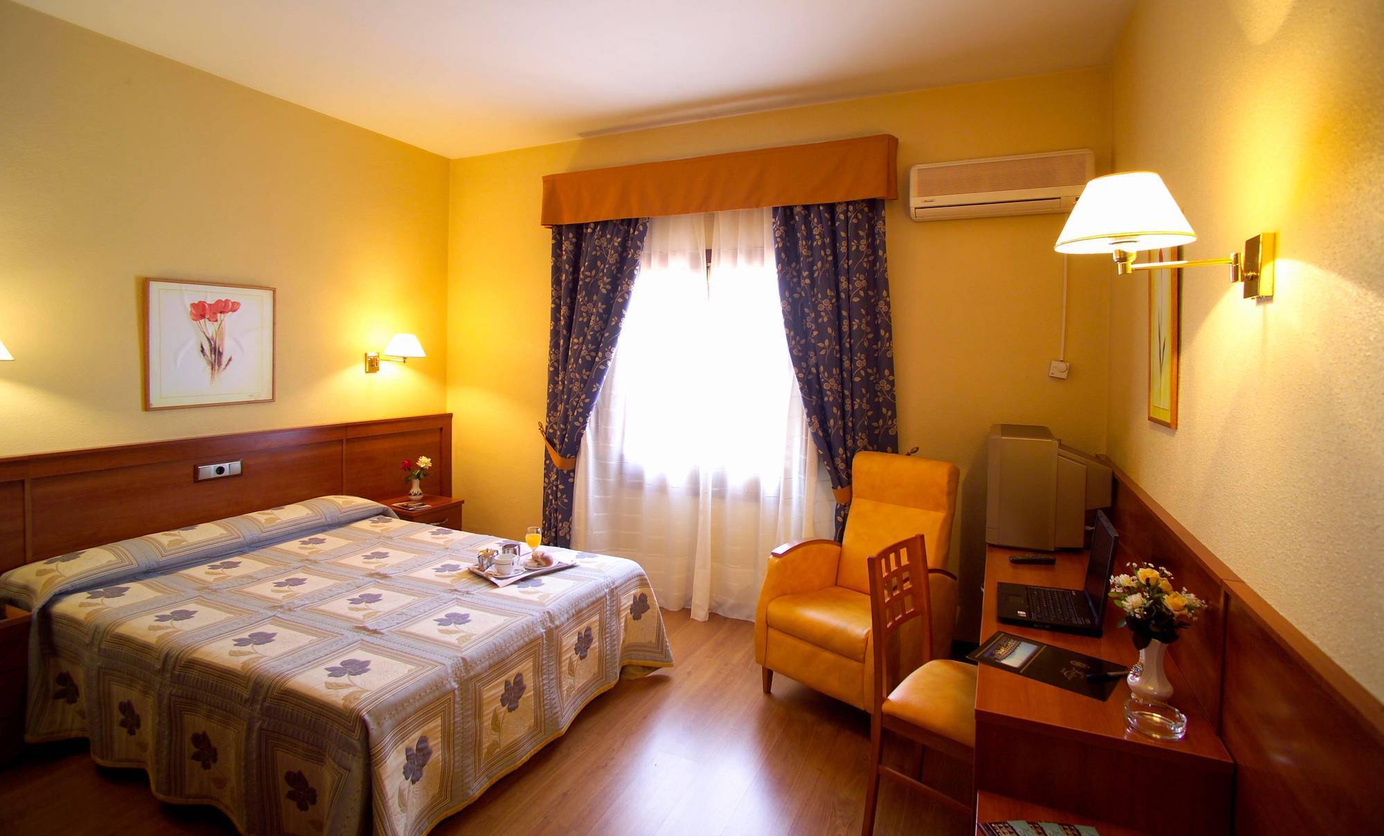 Hotel Zodiaco Bailén Værelse billede